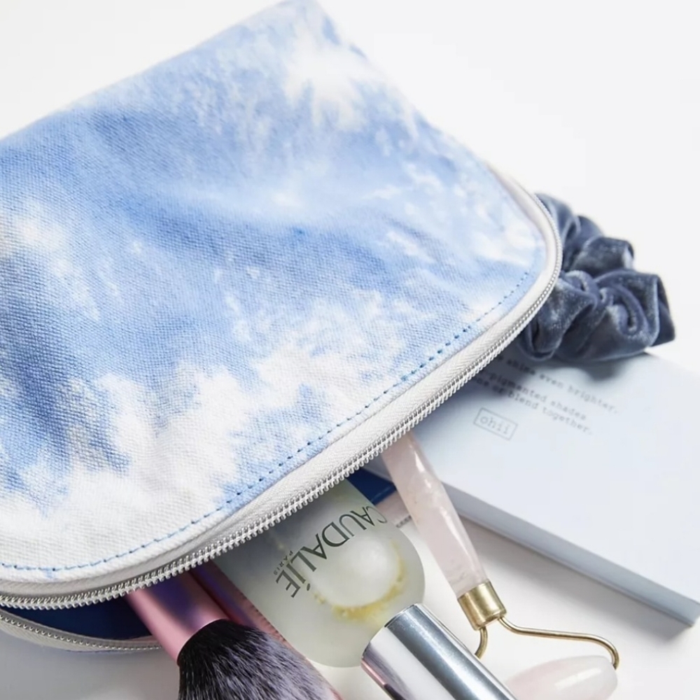 Urban Outfitters dome cosmetic case